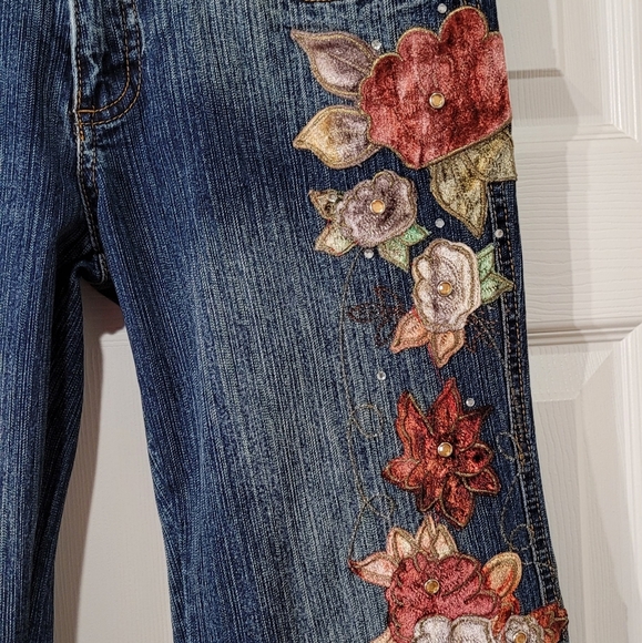JOU JOU | Retro Fade Wash Embellished Jeans - Junior 7/8 - Picture 3 of 14